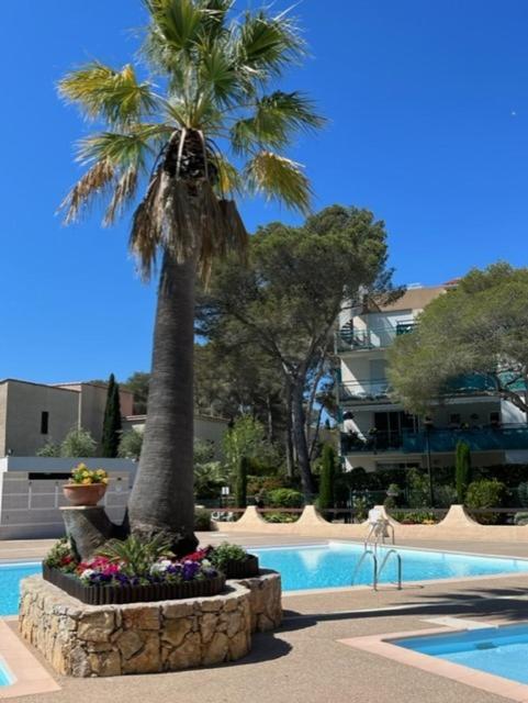 Saint-Raphael, Boulouris, F2 Dans Belle Residence 3 Piscines, Proche Bord De Mer Saint-Raphael (Var) Exterior foto