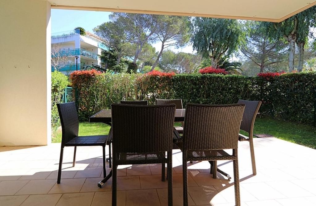 Saint-Raphael, Boulouris, F2 Dans Belle Residence 3 Piscines, Proche Bord De Mer Saint-Raphael (Var) Exterior foto