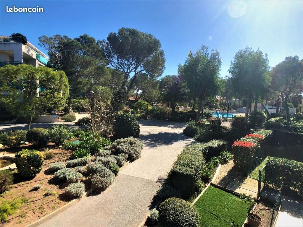 Saint-Raphael, Boulouris, F2 Dans Belle Residence 3 Piscines, Proche Bord De Mer Saint-Raphael (Var) Exterior foto